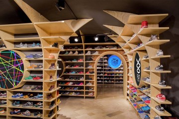 sneaker store in poland