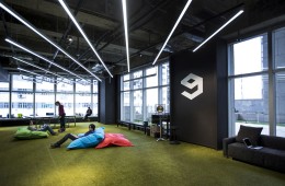 9gag office