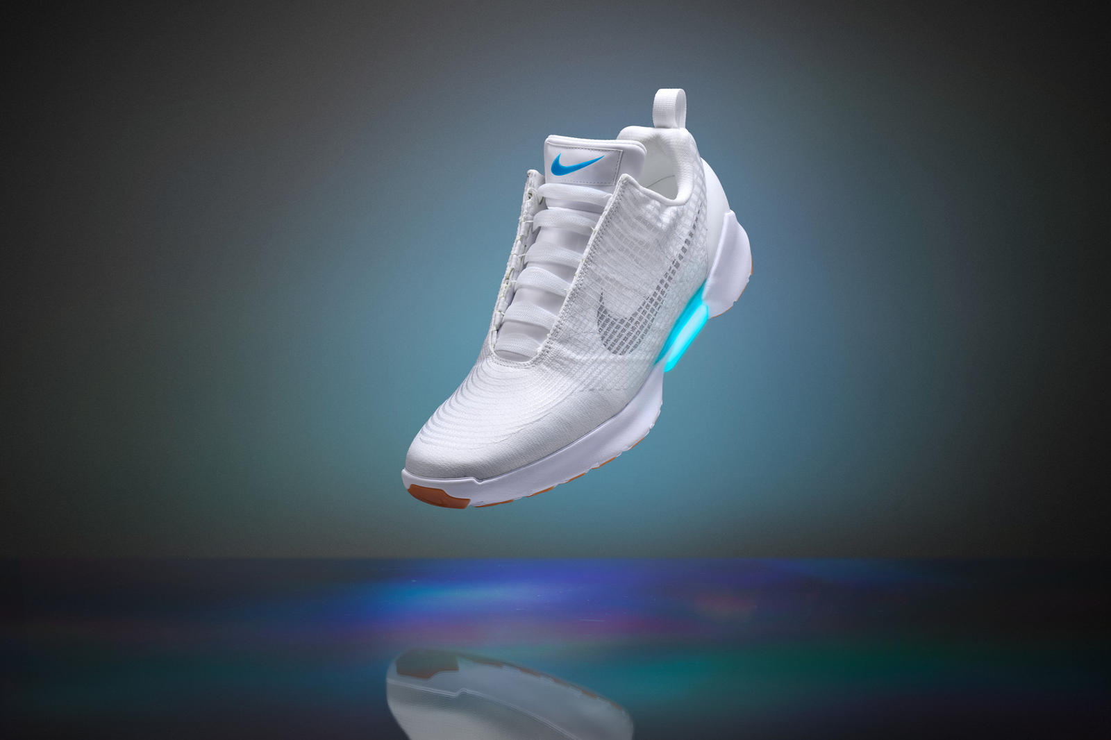 nike hyperadapt