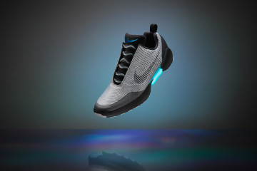 nike hyperadapt