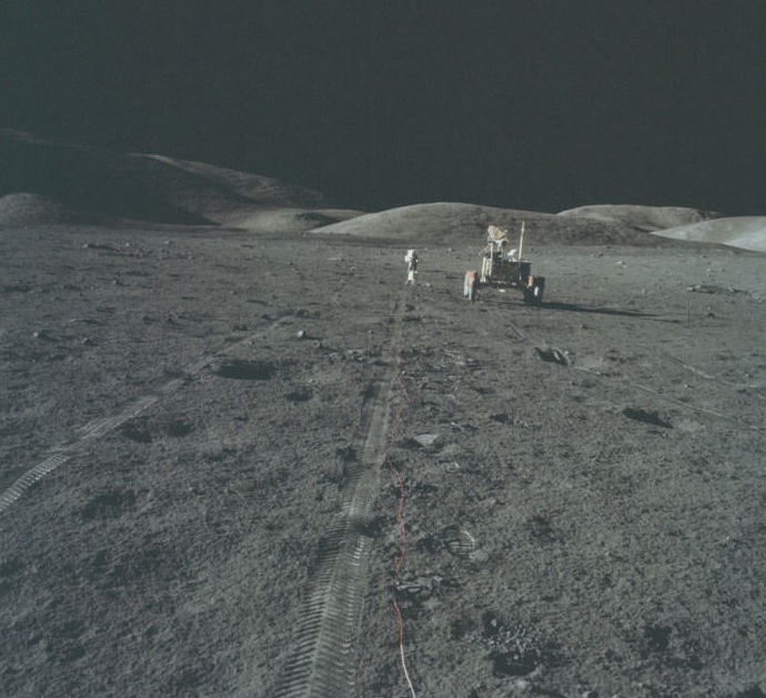 nasa moon